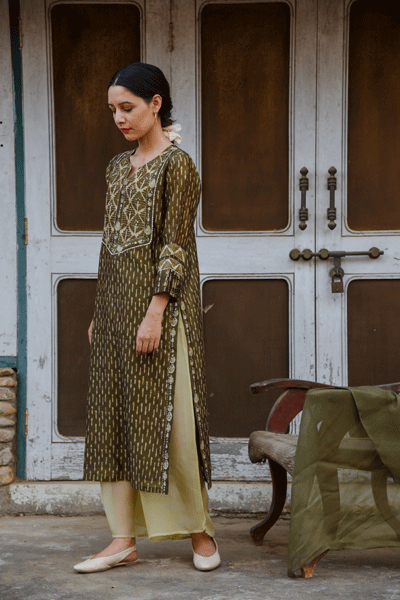 Daydreaming of dabu kaaiya green straight kurta