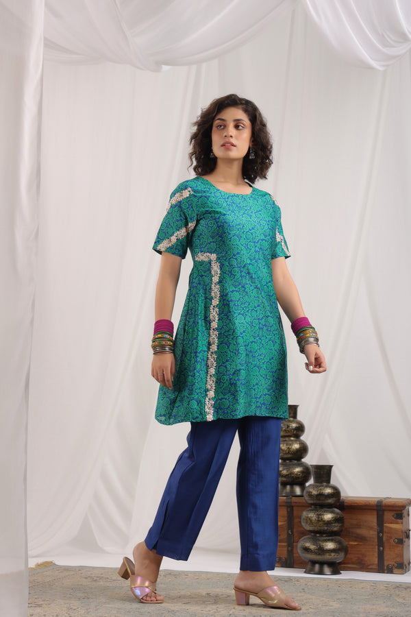 Contemporary Grace Tunic Set